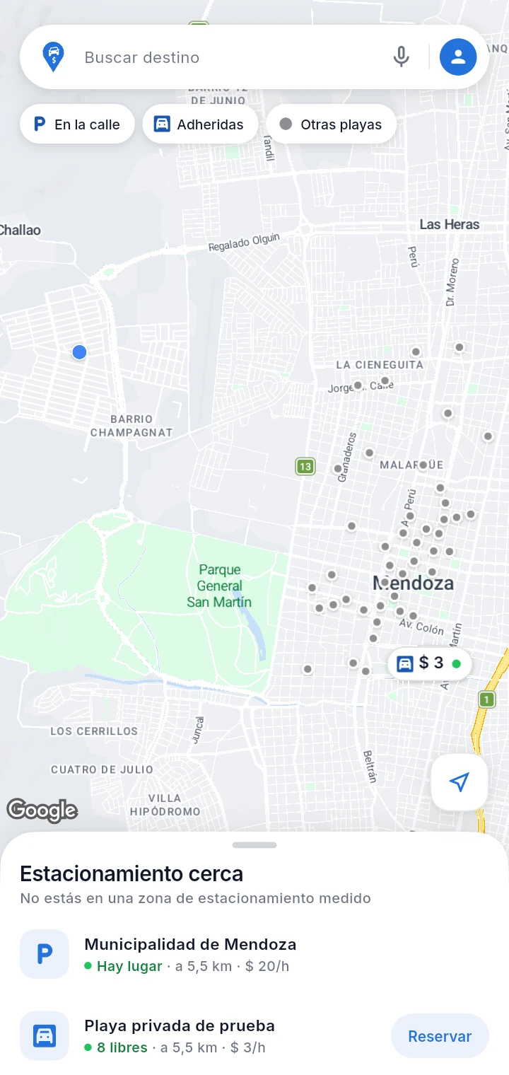 Estacionamiento cerca